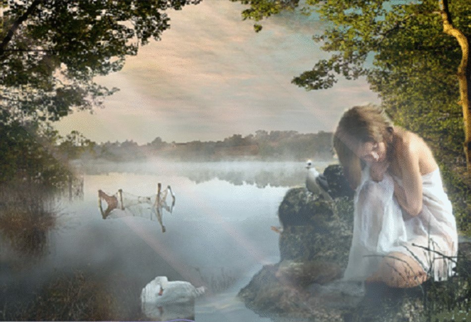 Озеро надежды автор. Девушка у реки. Туман над рекой. Влюбленные у реки. Река любви.