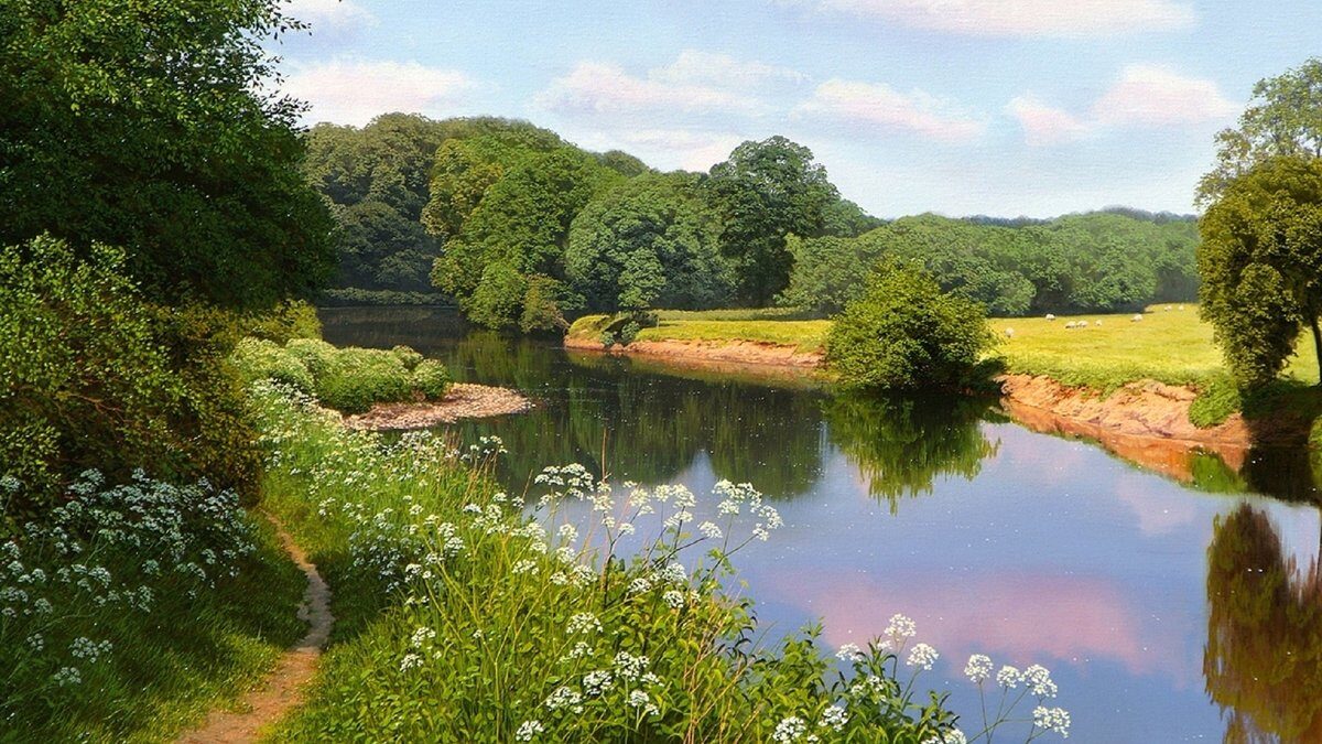 По полянкам бродит лето