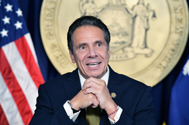 Невинных объятий не бывает