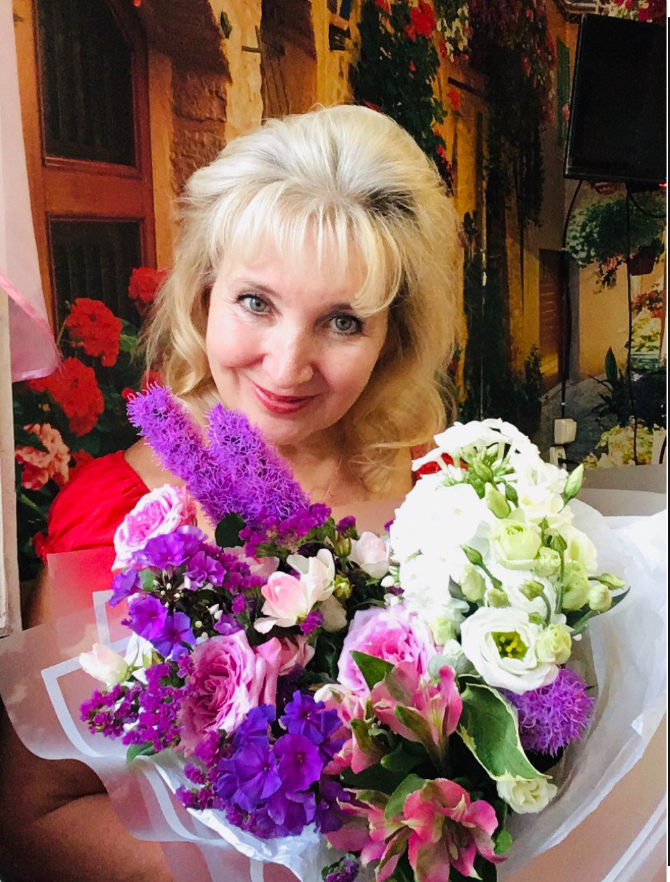 Цветов прекрасные букеты. Посвящение С. Т. 12513