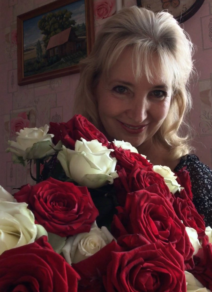 В твоей улыбке. Посвящение С. Т. 12608