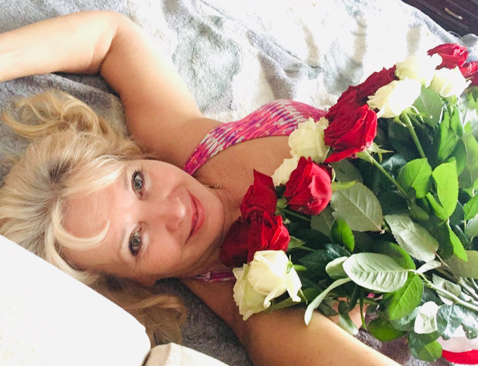 Соблазняя красотой. Посвящение С. Т. 12625