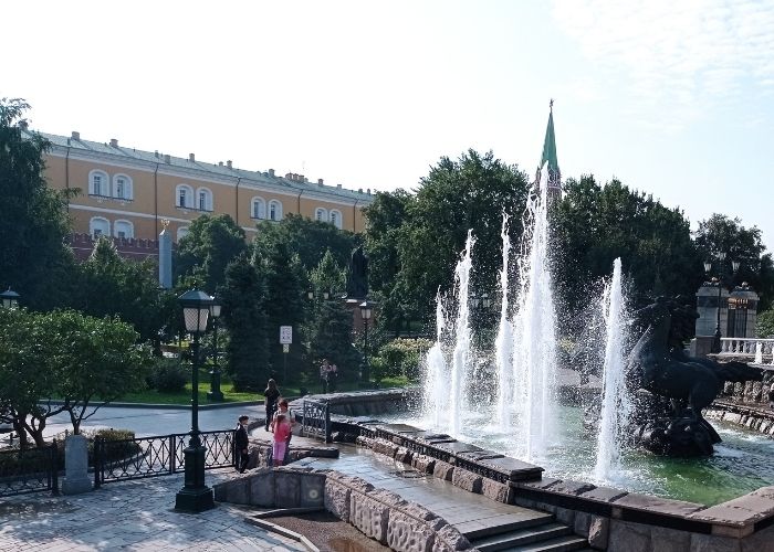 Политика