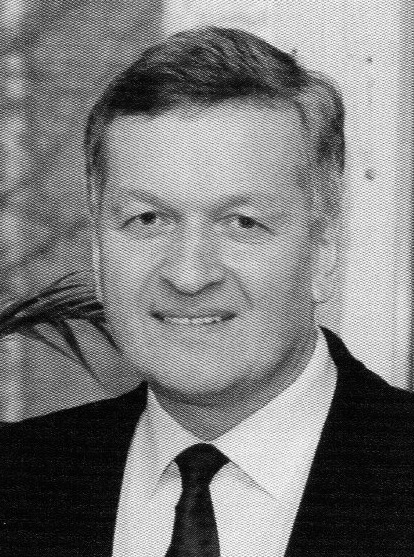 А гора остаётся горой