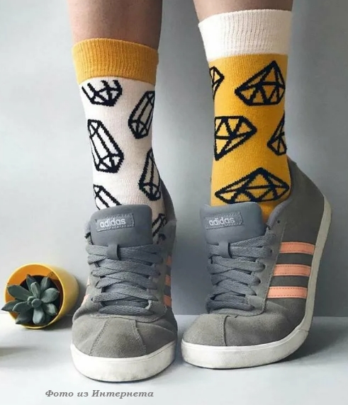 Одену ножки в разноцветные одёжки