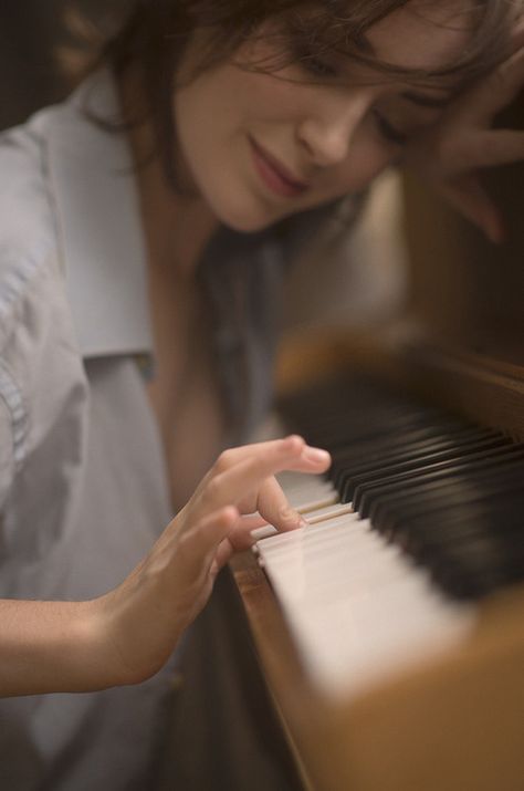 Чуть коснусь