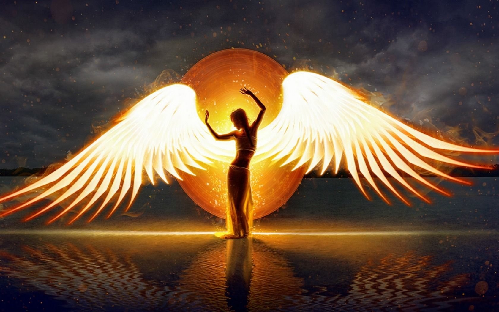 Крылья пари. Ангел с крыльями. Птица солнца. Ангел с расправленными крыльями. Парящий ангел.