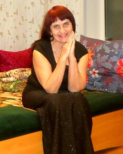 Мне опять не спится, не лежится,