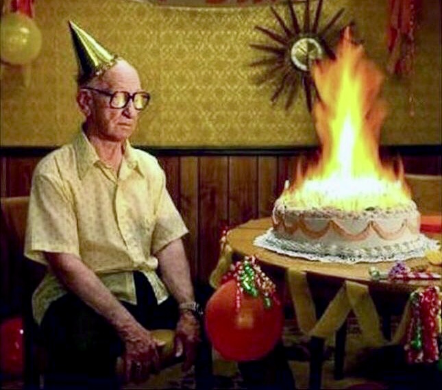 Одинокие старики