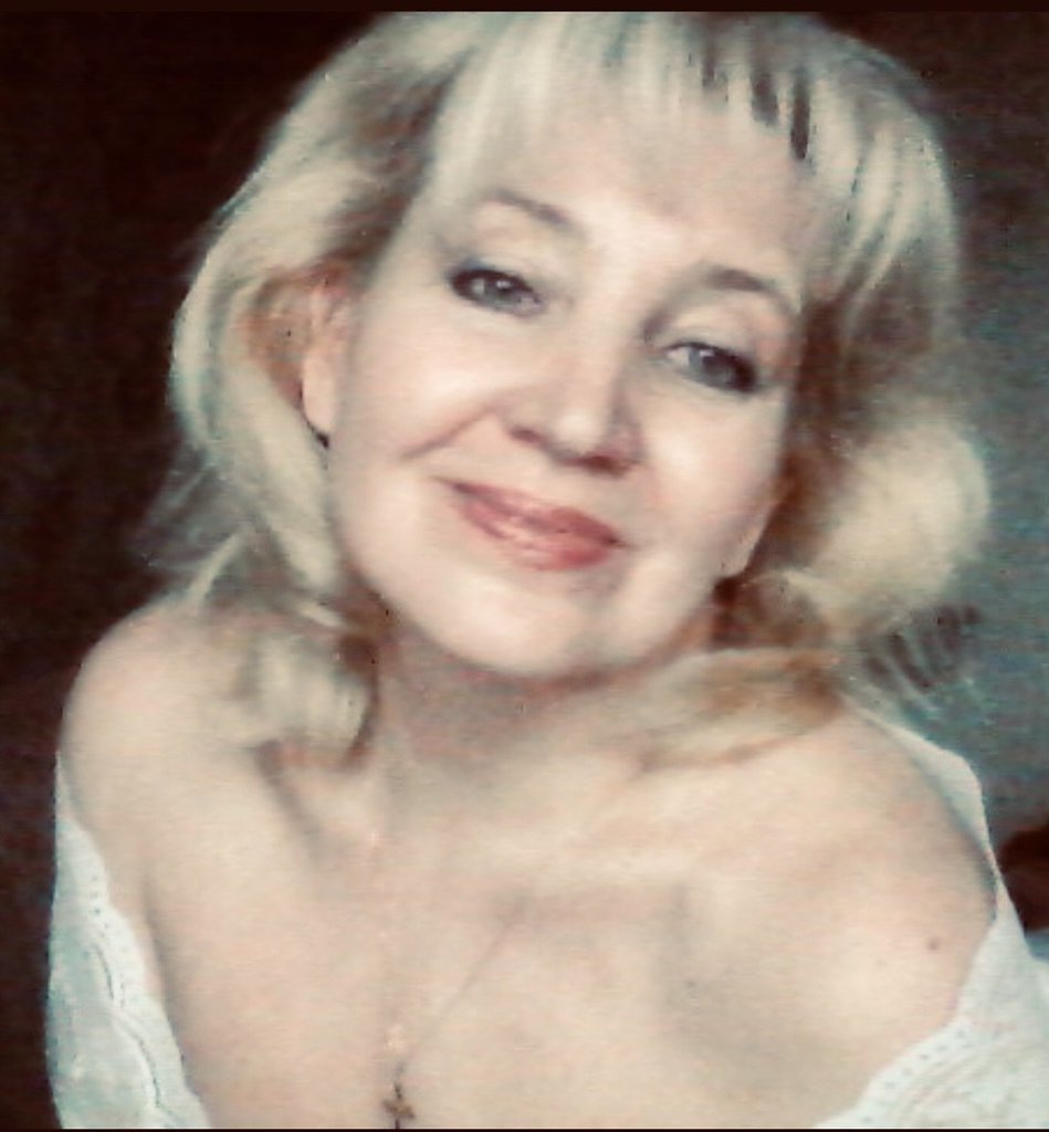 Ты соблазнительно мила. Посвящение С. Т. 13647