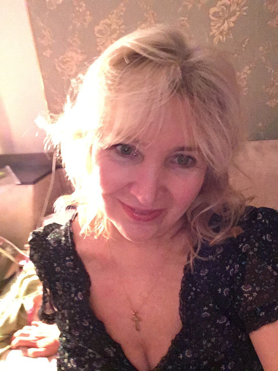 Ты делаешь мой мир светлее. Посвящение С. Т. 13655