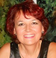 Мариана Ангелова Следы на пепле Следи в пепелта