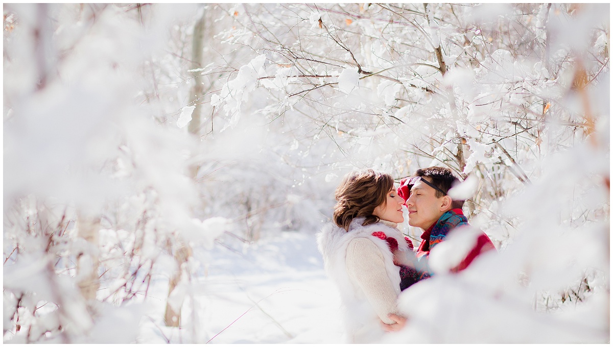 Но у меня зима. Влюбленные в снегу. Зима нежность. Зима любовь счастье. Романтичный снег.
