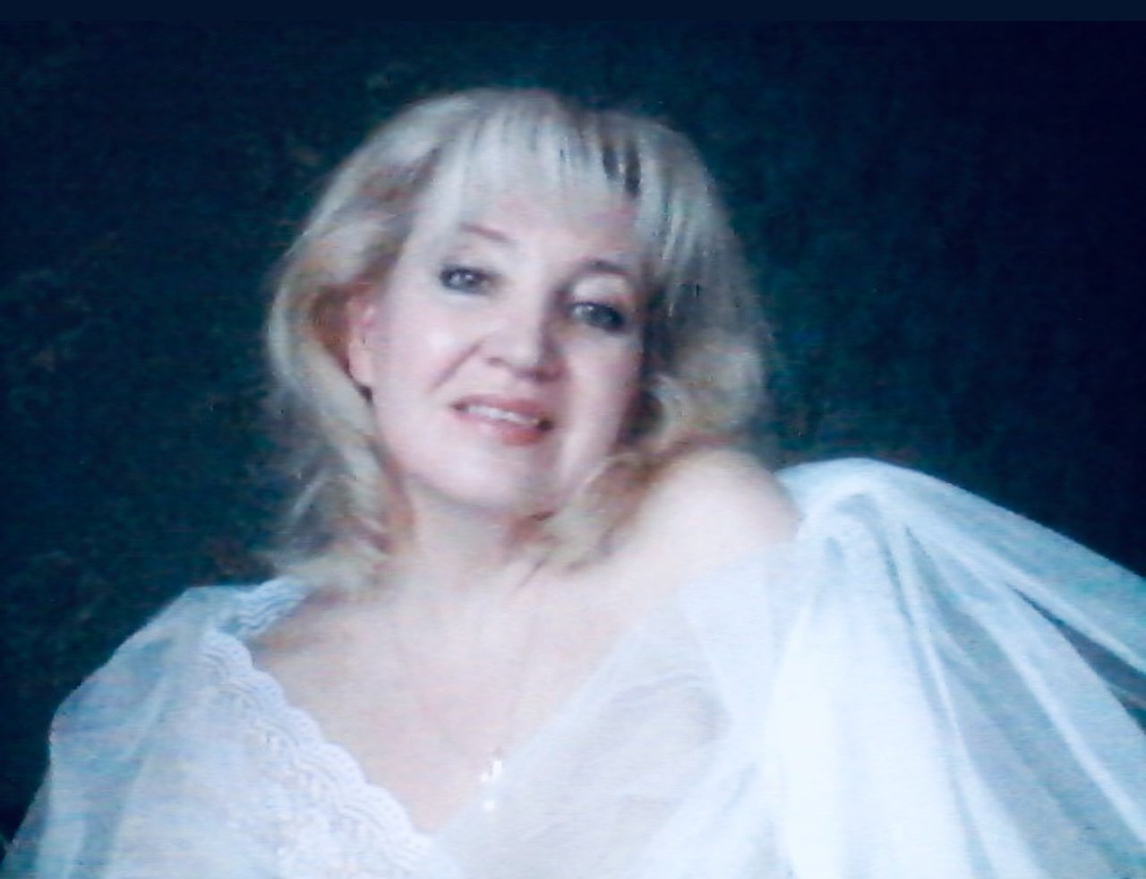 В очаровании твоём. Посвящение С. Т. 13786