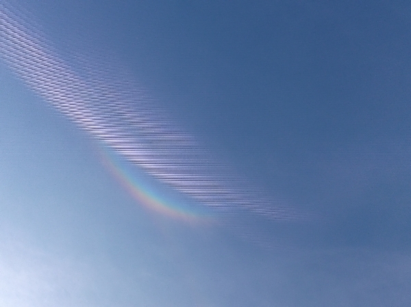 Чиста и невесомая, прозрачная среда...