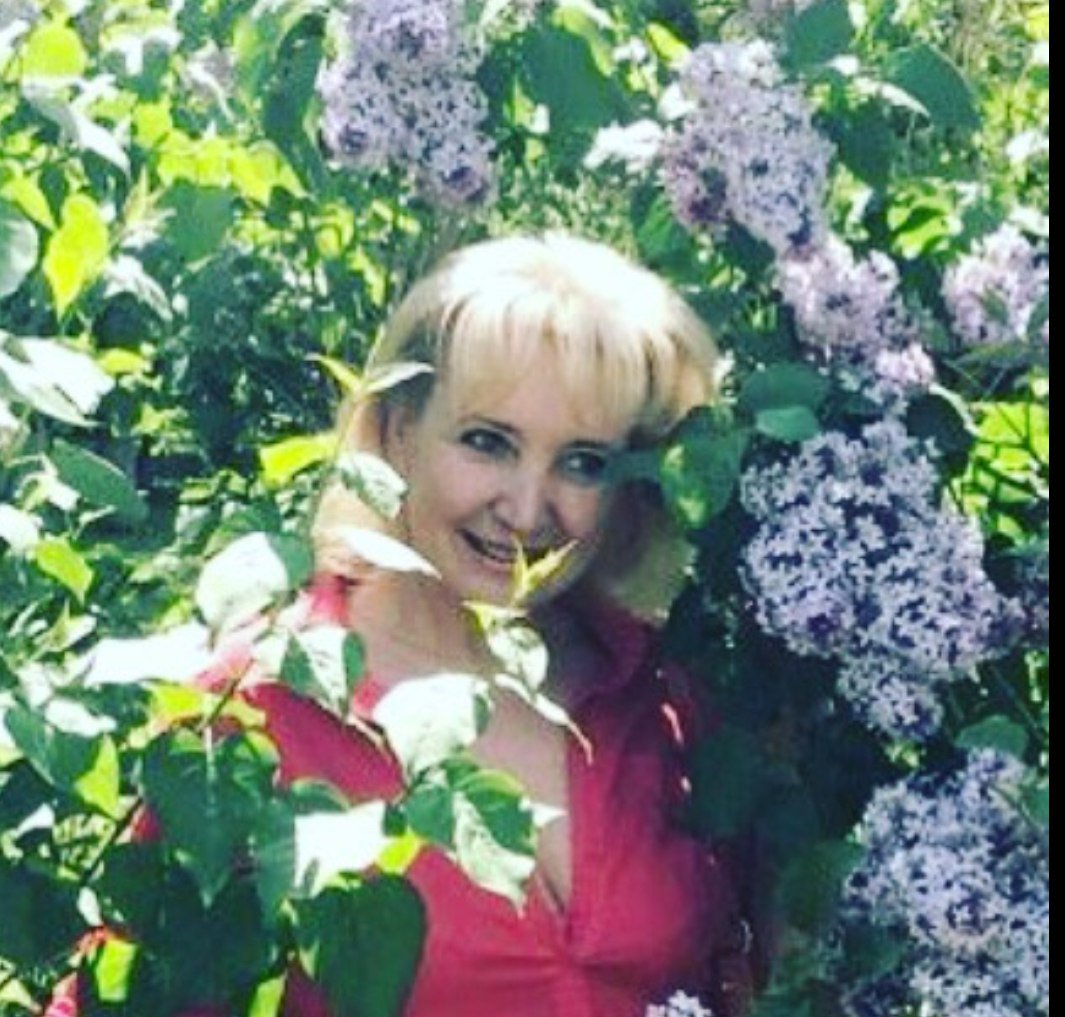 Прекрасной веткою сирени. Посвящение С. Т. 13828