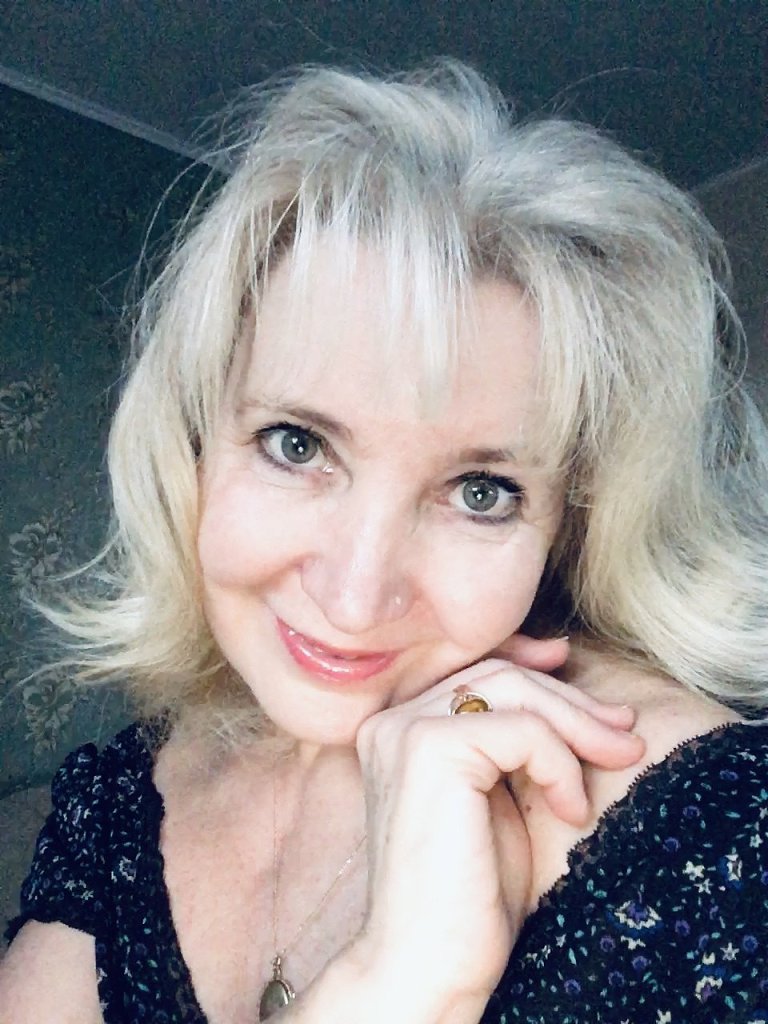 Как Роза среди Мая. Посвящение С. Т. 13845