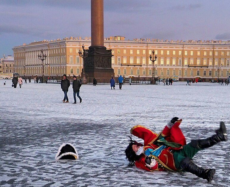 Фактически в петербурге. Плохой Питер. Петербург зимой плохо.