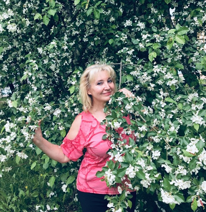 В моей жизни расцвела. Посвящение С. Т. 13937