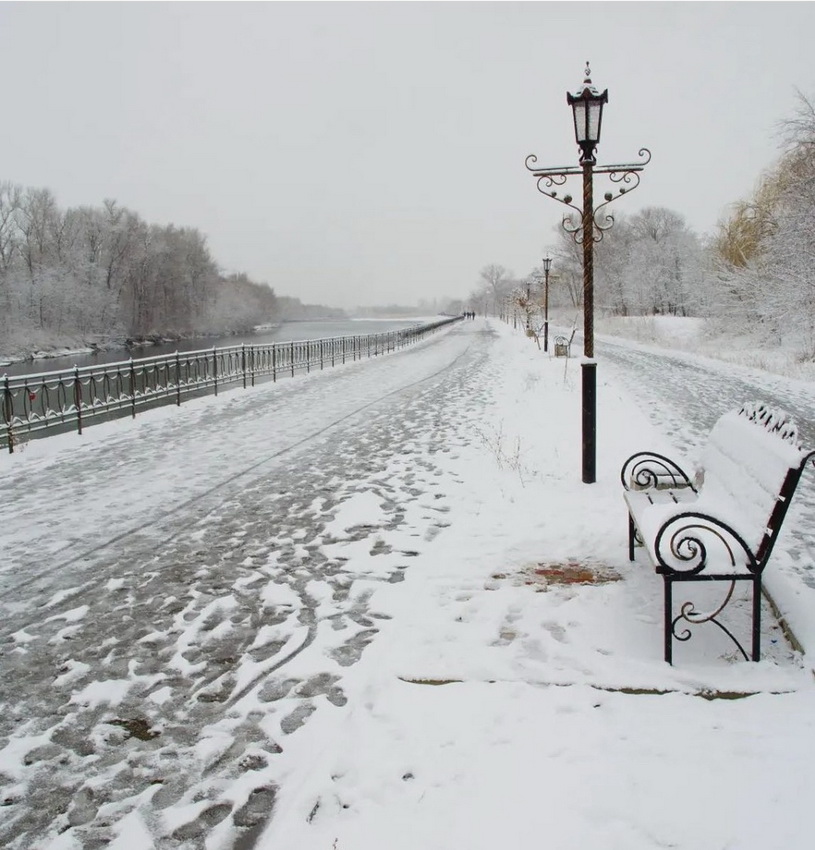 Сшивают птицы белые холсты... (Ирина Лазаренко) / Стихи.ру