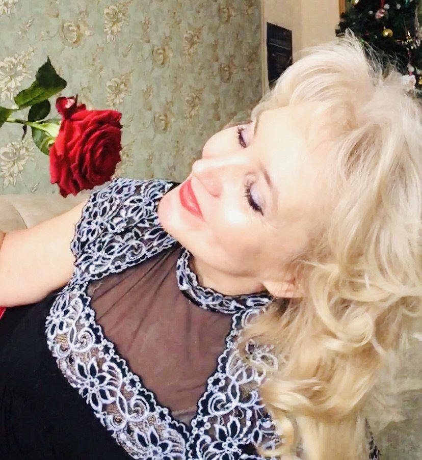 На Розу ты похожа. Посвящение С. Т. 14077