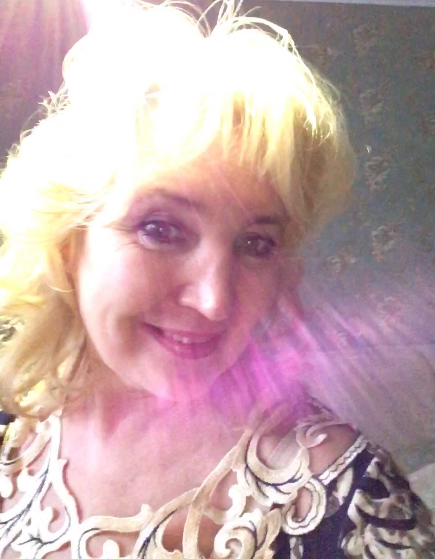 Красотой любви сияя. Посвщянееи С. Т. 14099