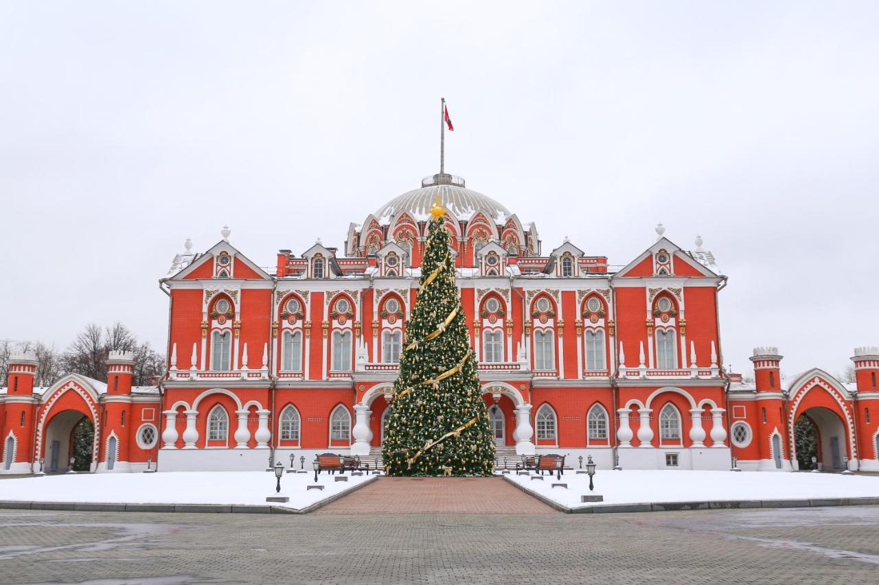 Дворец в москве