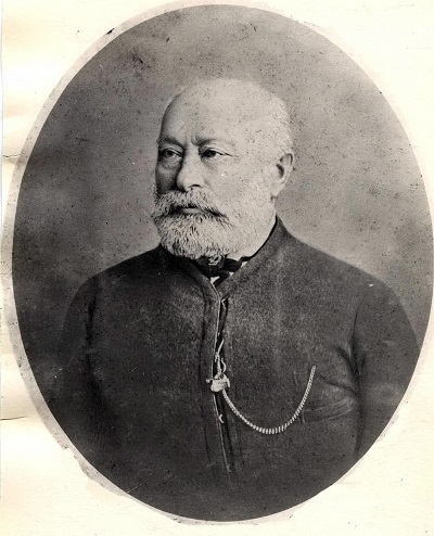 Клепали паровозы