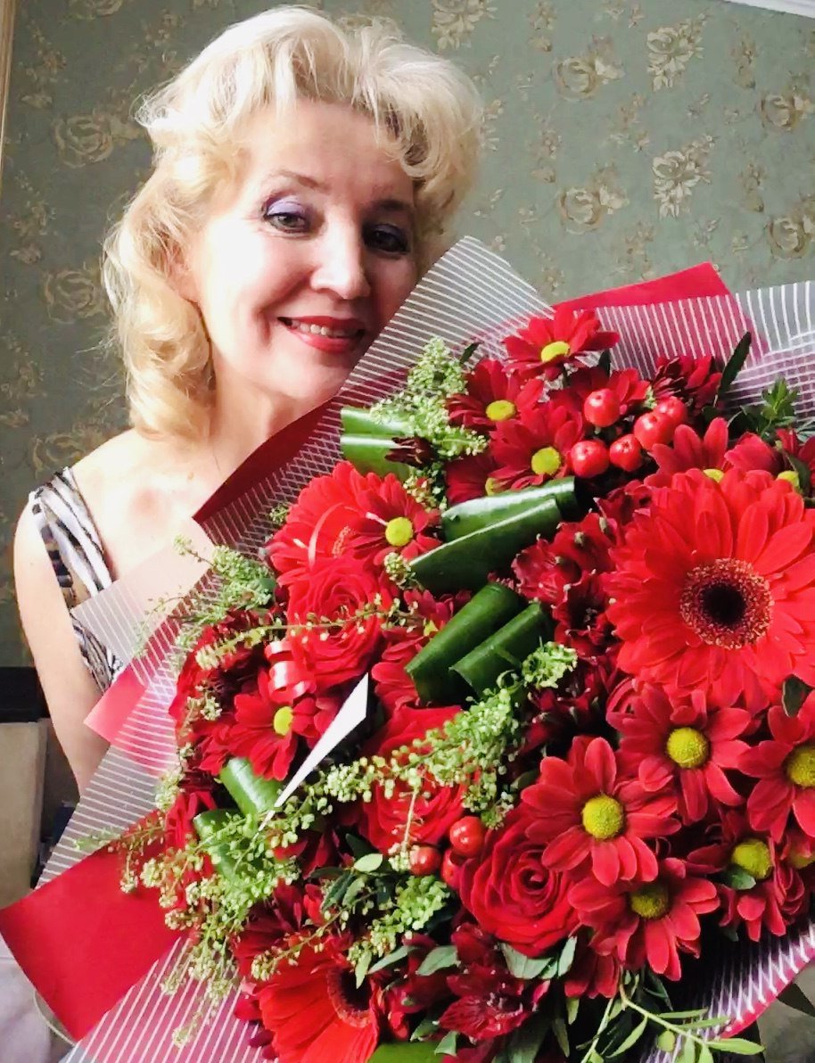 В твоей улыбке милой. Посвящение С. Т. 14197