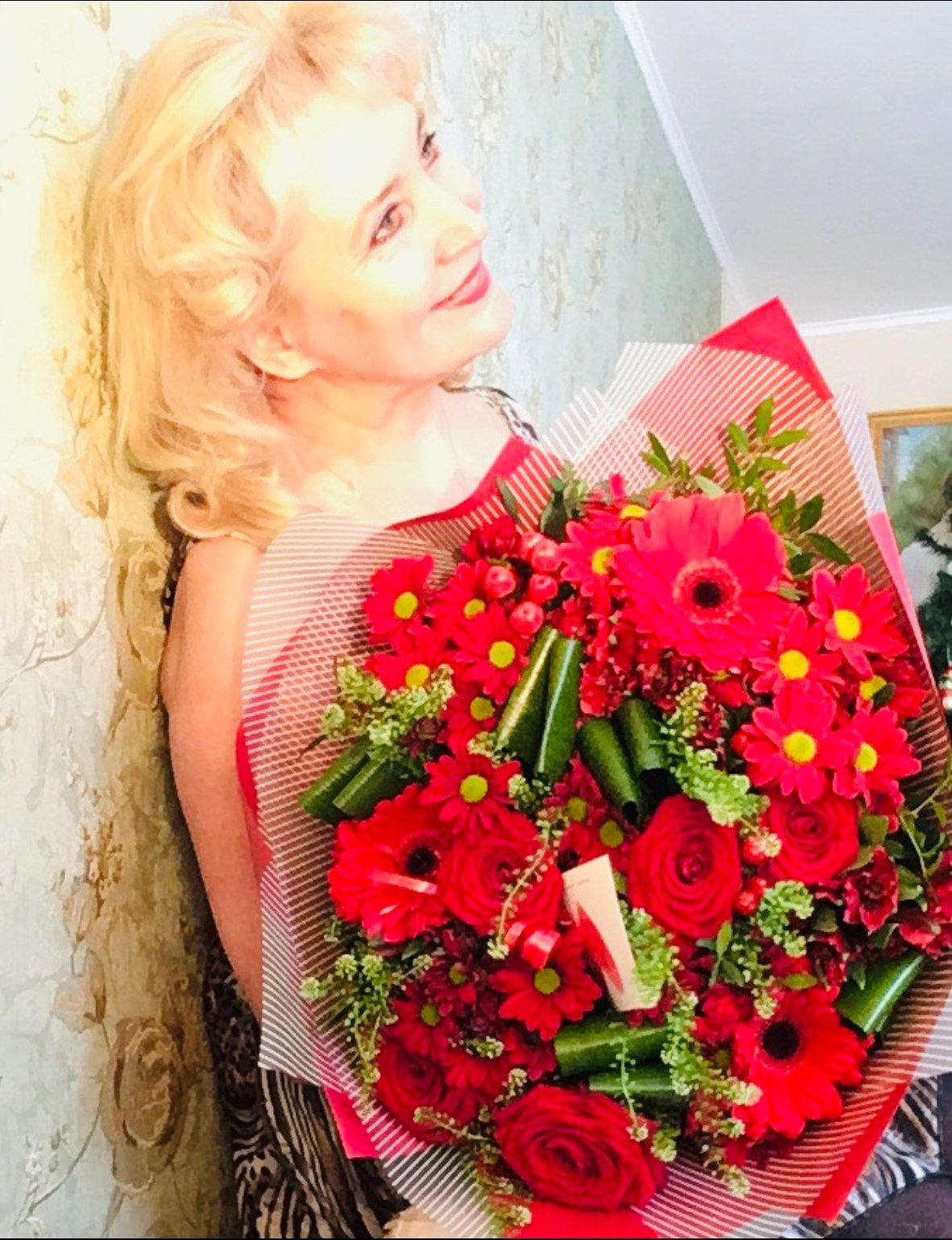 Чарующе светла. Посвящение С. Т. 14198