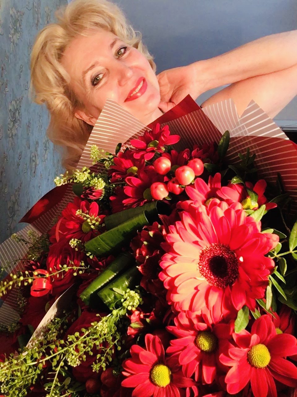 Ты век сияешь красотой. Посвящение С. Т. 14199