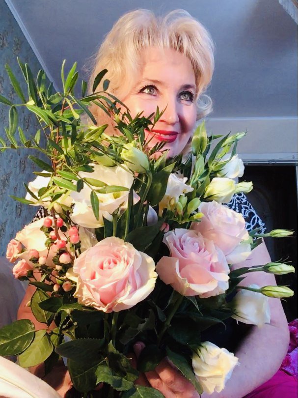 Ты сделала светлее. Посвящение С. Т. 14138