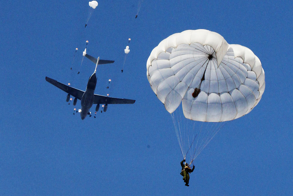 С праздником, дорогие мужчины!