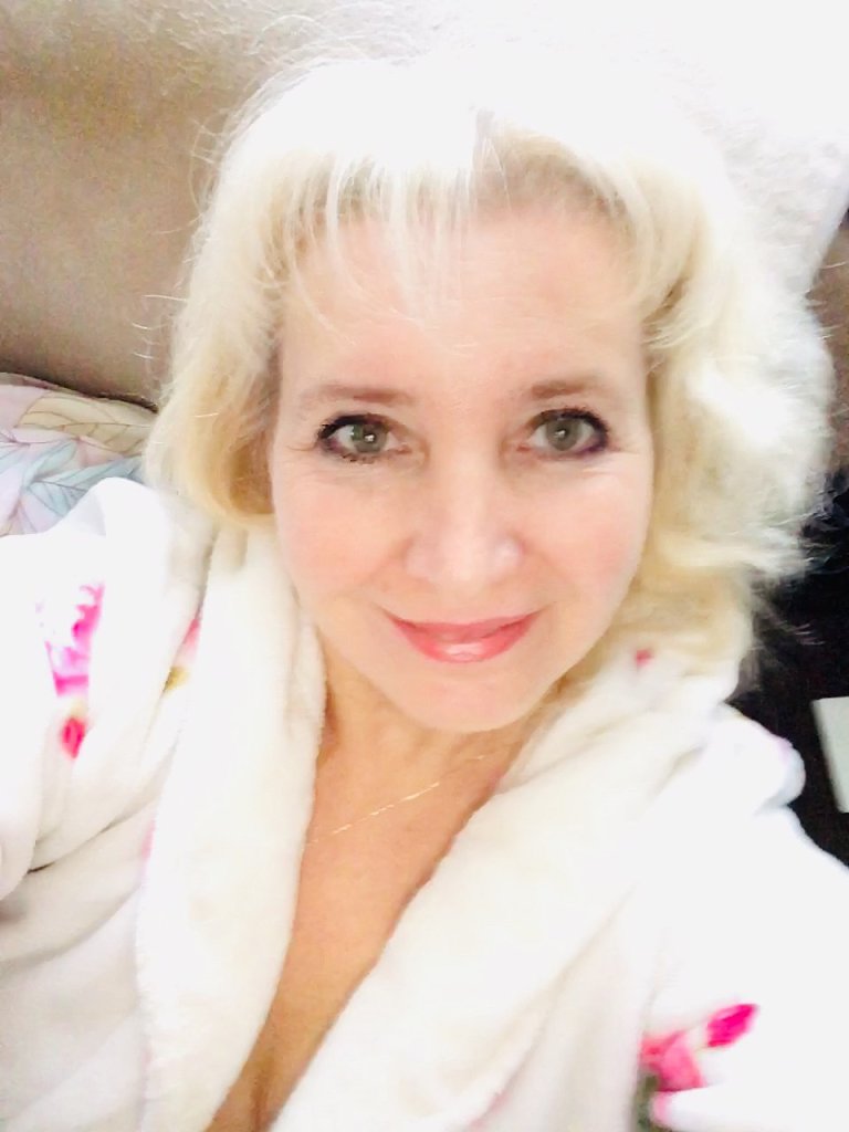 Таятся тайны. Посвящение С. Т. 14177