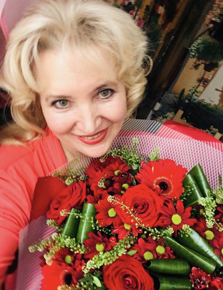 Красой изысканной своей. Посвящение С. Т. 14172