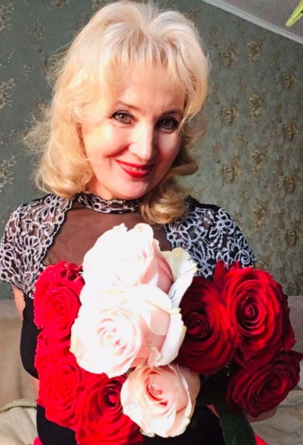 Живу тобой одной. Посвящение С. Т. 14182