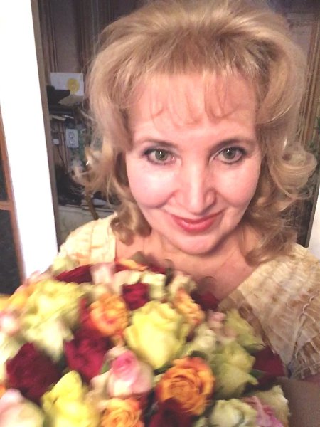 Быть любимой рождена. Посвящение С. Т. 14253