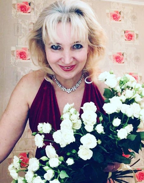 Роза в царстве Роз. Посвящение С. Т. 14317