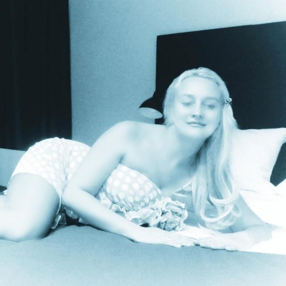 Бело-голубой этюд