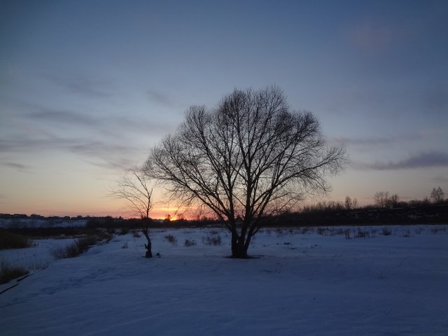 Споткнувшись на пороге у Вечности