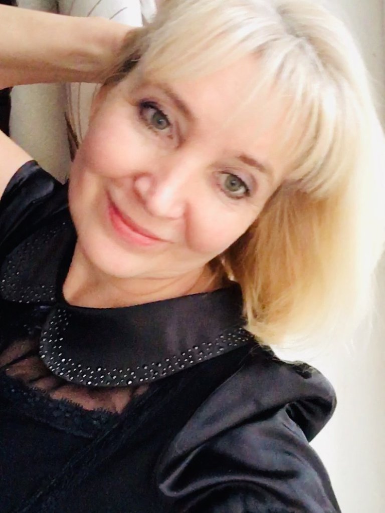 Чарующе нежна. Посвящение С. Т. 14468