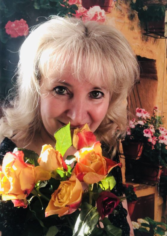 Ты сделала светлее. Посвящение С. Т. 14480