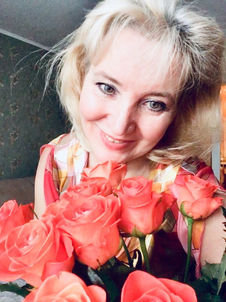 Всего светлее. Посвящение С. Т. 14558