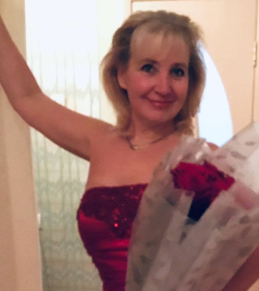 Красой божественной сияя. Посвящение С. Т. 14689