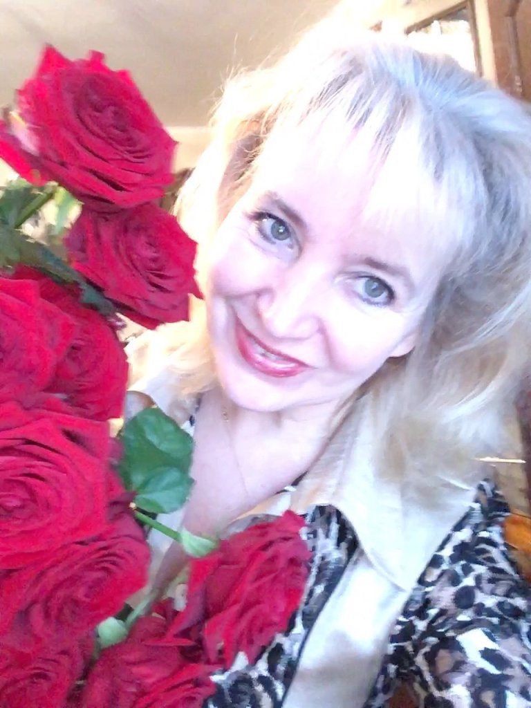 В тебе таятся тайны дней. Посвящение С. Т. 14728