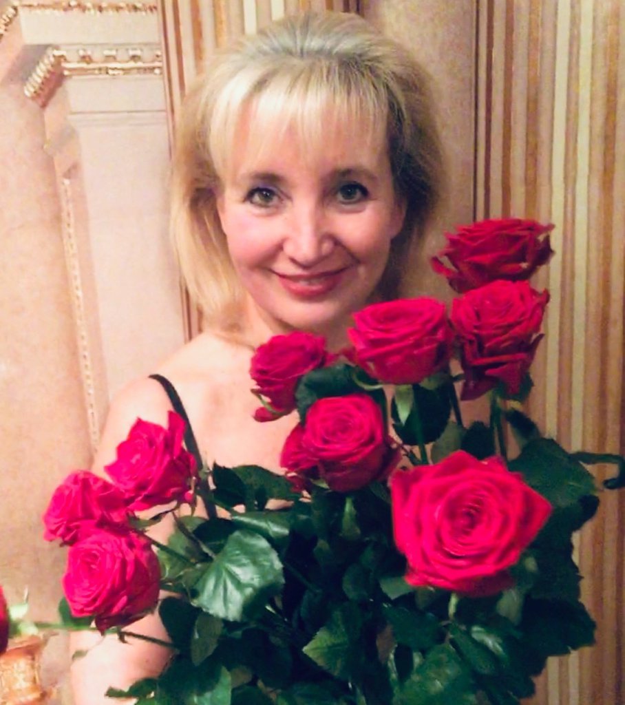 В твоей улыбке милой. Посвящение С. Т. 14794