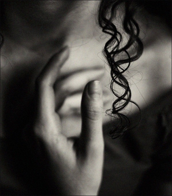 Не звони мне холодной ночью...