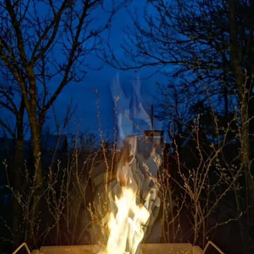 руки костра