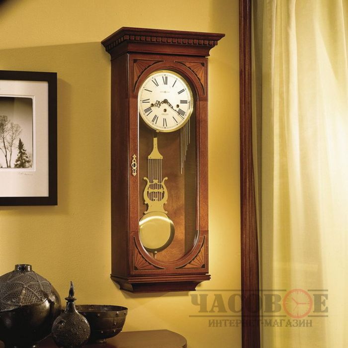 Качался маятник лениво...