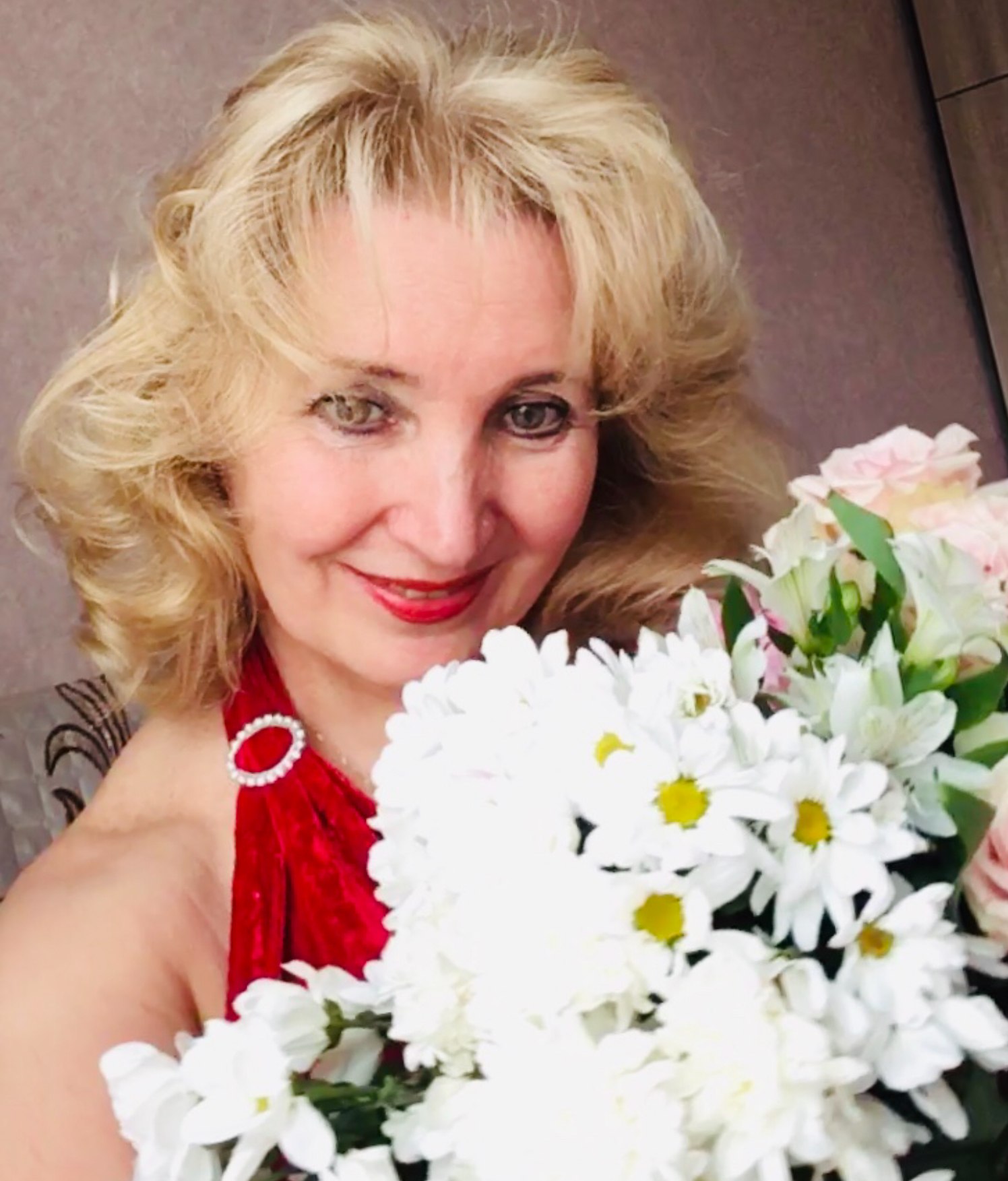 Мир светлее. Посвящение С. Т. 14887